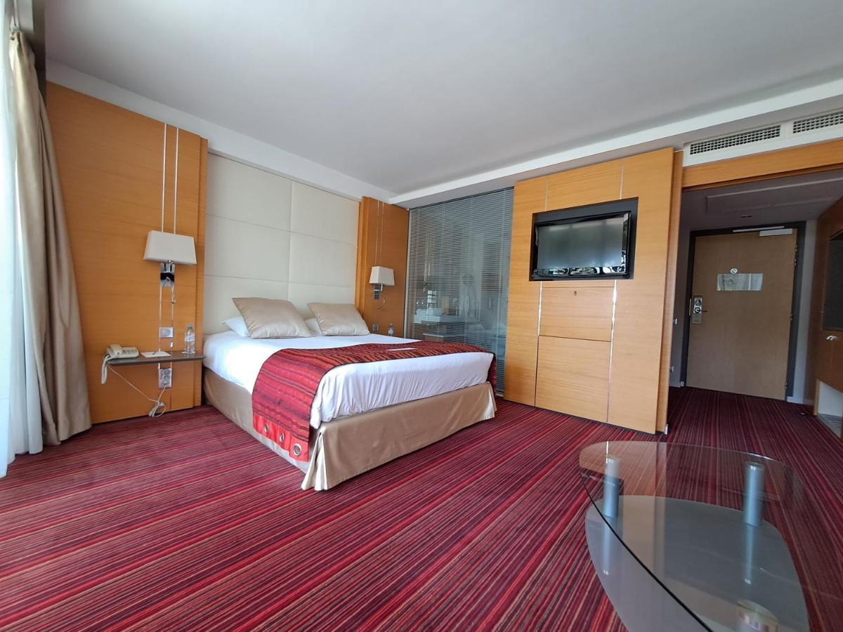 Le Churchill Hotel & Spa Carnac Εξωτερικό φωτογραφία