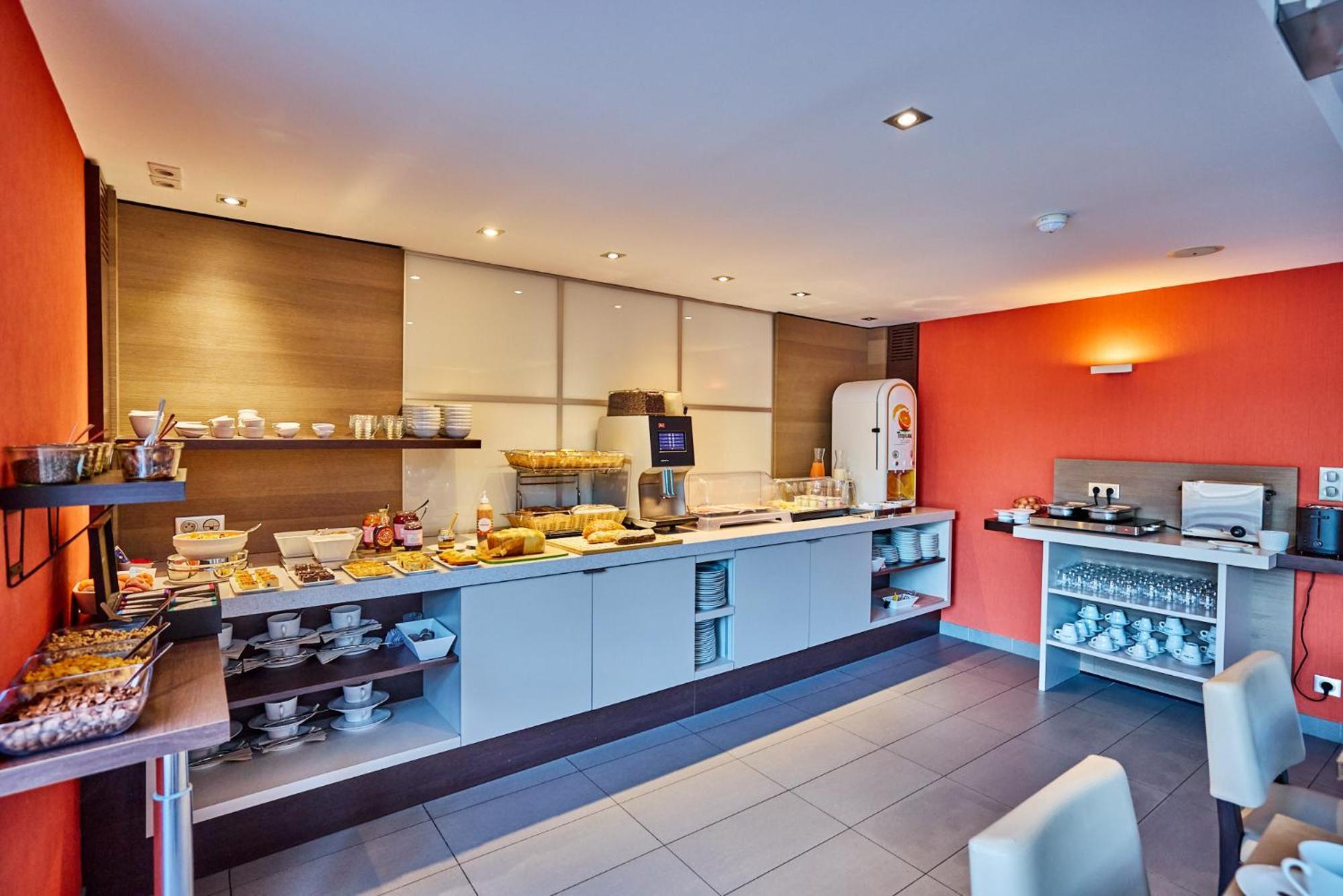 Le Churchill Hotel & Spa Carnac Εξωτερικό φωτογραφία