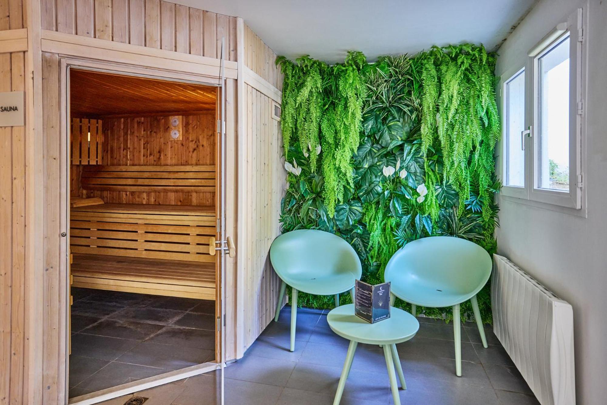 Le Churchill Hotel & Spa Carnac Εξωτερικό φωτογραφία